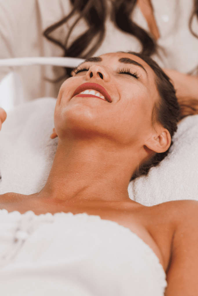 Hydrafacial-tratamiento-clínicas estéticas murcia